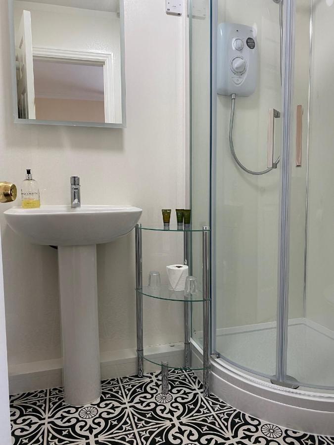 Byways Serviced Apartments Salisbury Eksteriør bilde