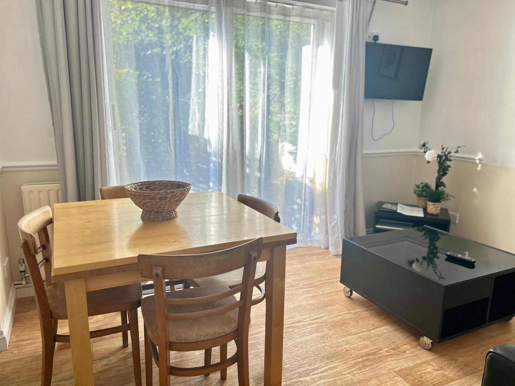 Byways Serviced Apartments Salisbury Eksteriør bilde