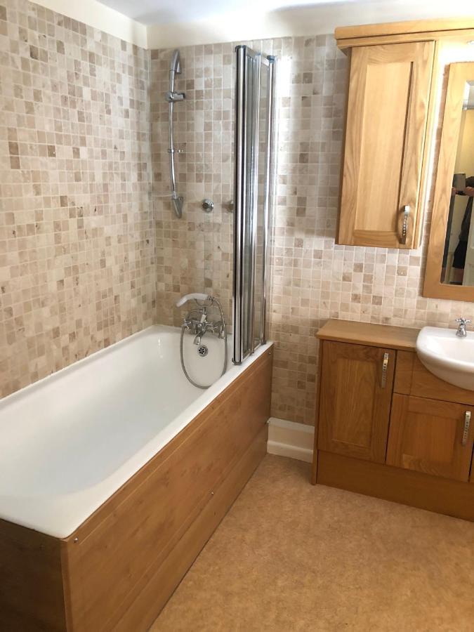 Byways Serviced Apartments Salisbury Eksteriør bilde