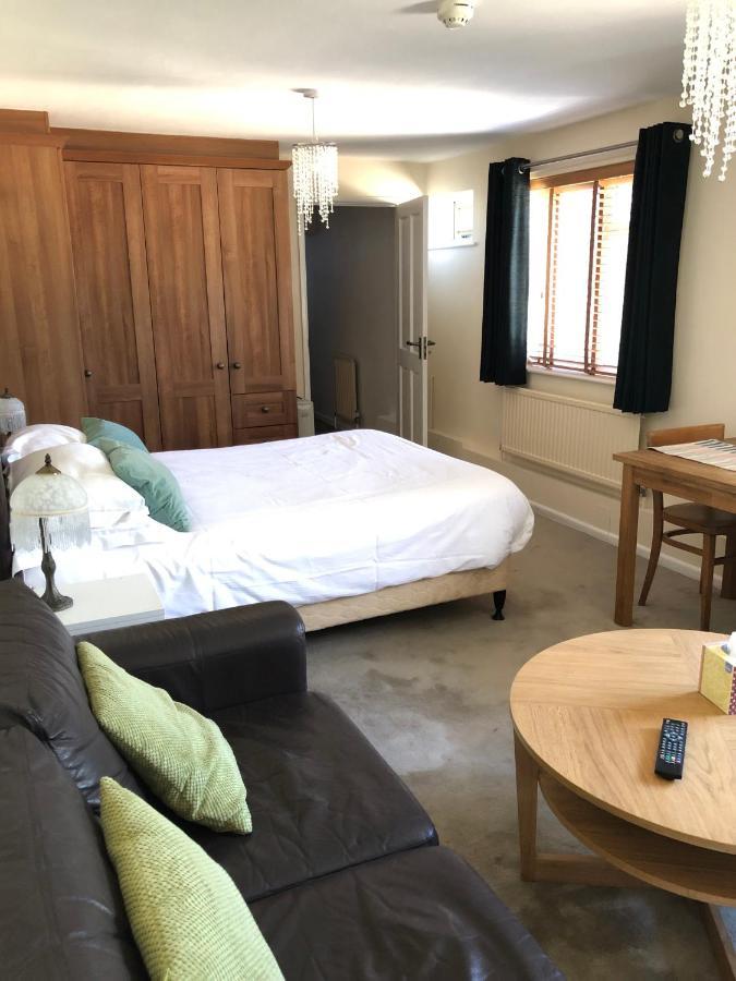 Byways Serviced Apartments Salisbury Eksteriør bilde